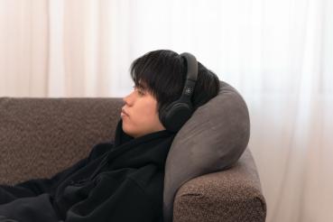 Final UX3000 SV Kabelloser Over-Ear-Kopfhörer mit ANC