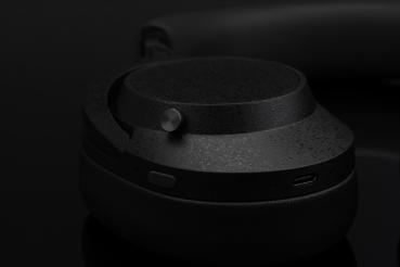Final UX5000 Kabelloser Over-Ear-Kopfhörer mit ANC