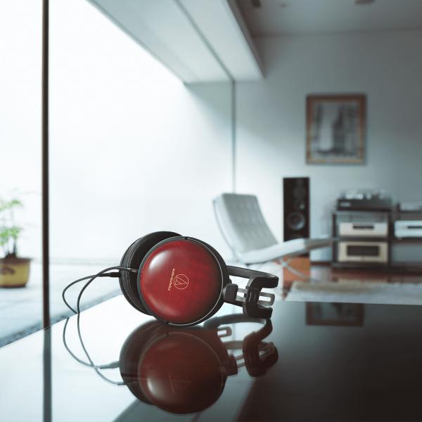 Audio-Technica ATH-AWAS geschlossener Over-Ear Kopfhörer