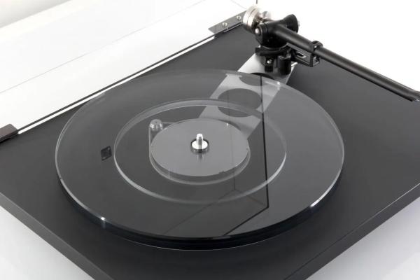 REGA PLANAR 6 Plattenspieler ohne Tonabnehmer