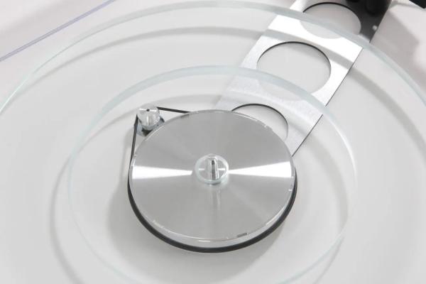 REGA PLANAR 6 Plattenspieler ohne Tonabnehmer