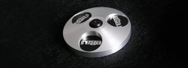 REGA Single Puck